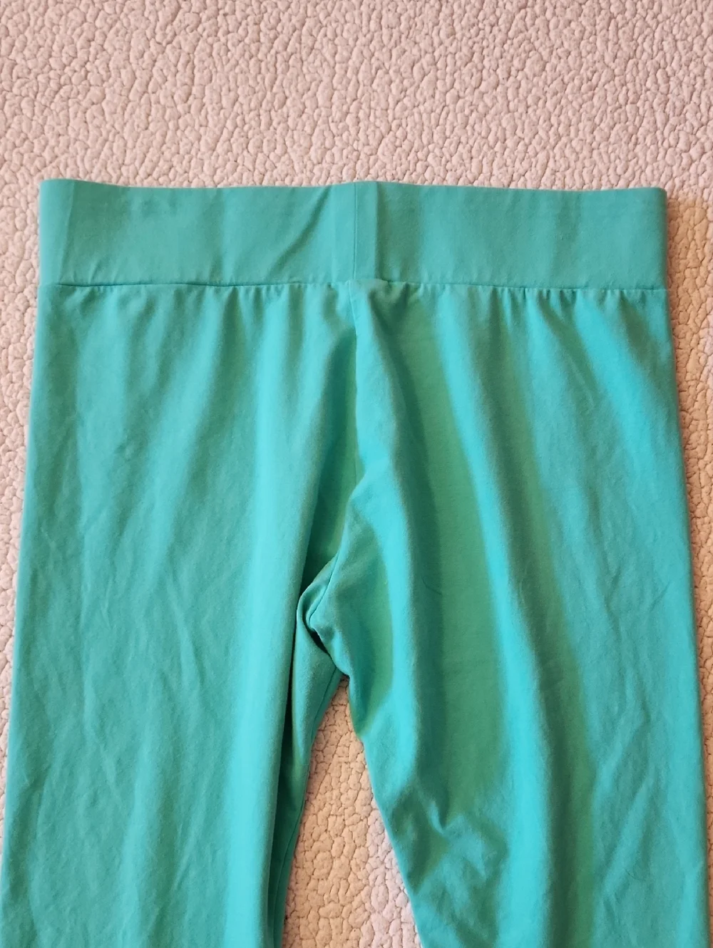 Logo Layers Floral Lace Cotton Blend Cropped Capri Leggings Resortwear Lagenlook